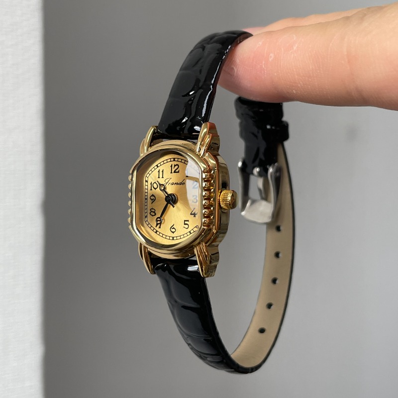 Vintage Oval Women's Quartz Wa - Vintage Digital Watch ulasan dan harga